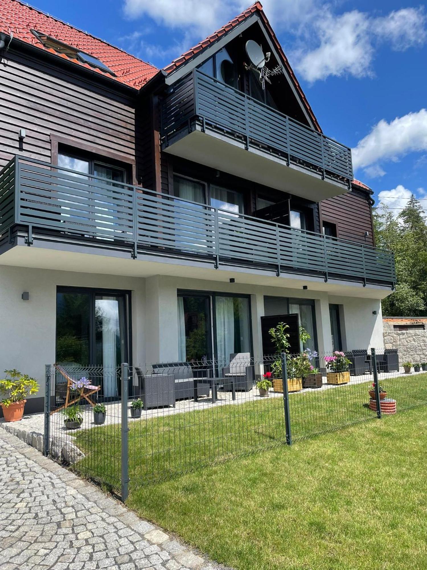 Z Widokiem Apartamenty - Apartamenty Z Widokiem Na Gory I Zewnetrzna Balia Schreiberhau Exterior foto