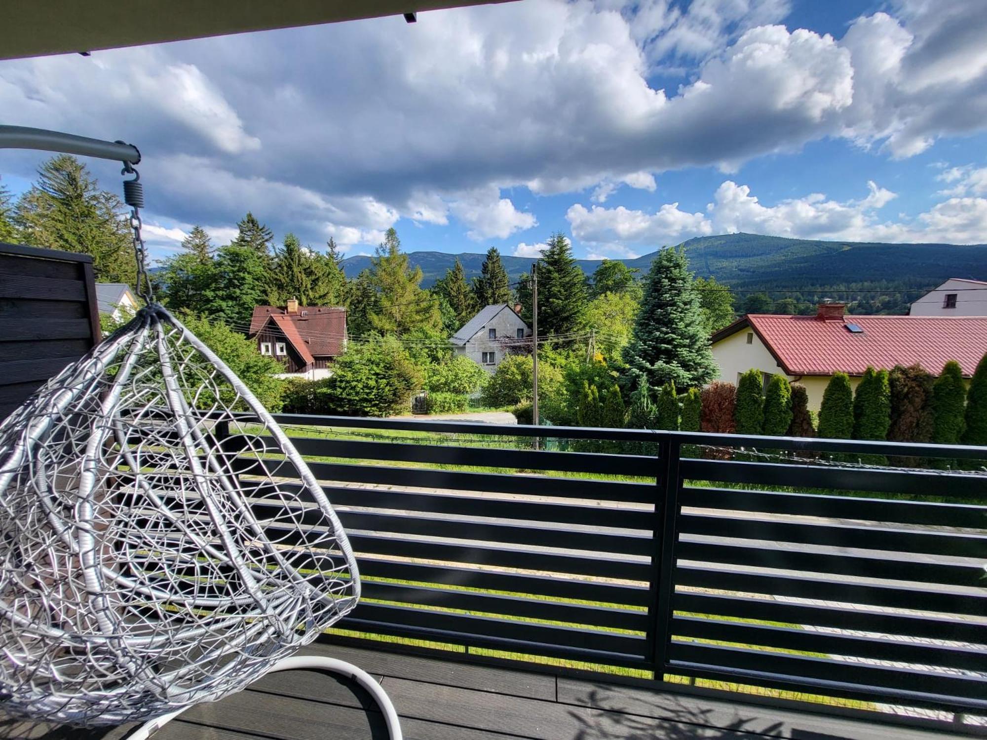 Z Widokiem Apartamenty - Apartamenty Z Widokiem Na Gory I Zewnetrzna Balia Schreiberhau Exterior foto